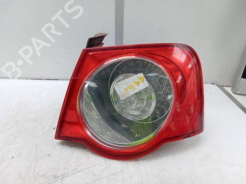Used Right taillight VW PASSAT B7 (362) 1.6 TDI (105 hp) 26052620