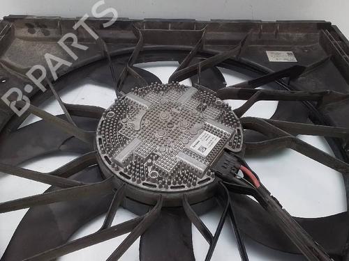 Used Radiator fan JEEP GRAND CHEROKEE IV (WK, WK2) 3.0 CRD V6 4x4 (250 hp) 24463512