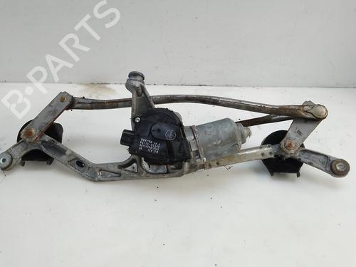 Used Front wiper motor TOYOTA AURIS Estate (_E18_) 1.6 (ZRE185_) (132 hp) 29420678