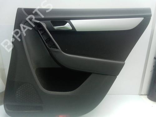 Bageste højre beklædning VW PASSAT B7 Variant (365) 1.6 TDI (105 hp) 28150229