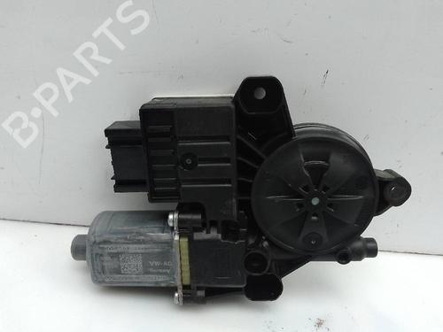 Used Left front window motor SKODA FABIA III (NJ3) 1.0 TSI (95 hp) 22719381