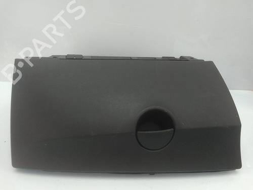 Used Glove box Glove box FIAT 500 (312_) 1.0 Mild Hybrid (312.AYD1B) (69 hp) 21051927 21051927
