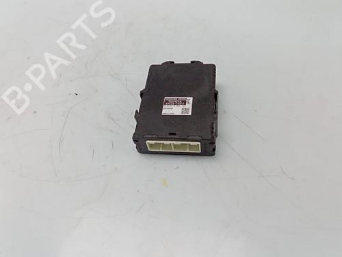 gearbox-control-unit-lexus-ct-zwa10_-2010-23207421 main image