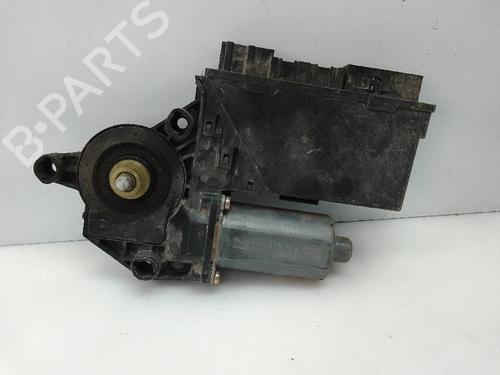 Used Right rear window motor AUDI A4 B7 (8EC) [2004-2009]  22309684