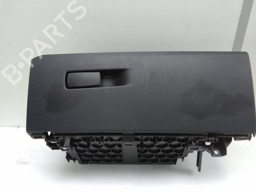 Used Glove box Glove box BMW X2 (F39) sDrive 18 d (150 hp) 18580337 18580337