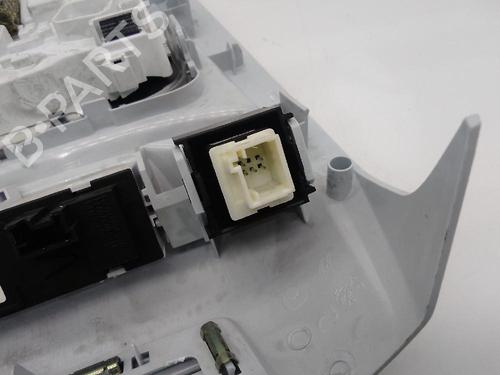 Interior roof light PEUGEOT 3008 II SUV (MC_, MR_, MJ_, M4_) 1.2 THP/ PureTech 130 (MRHNSM, MRHNSU, MRHNSJ, MRHNYW,... | BP25720550I8