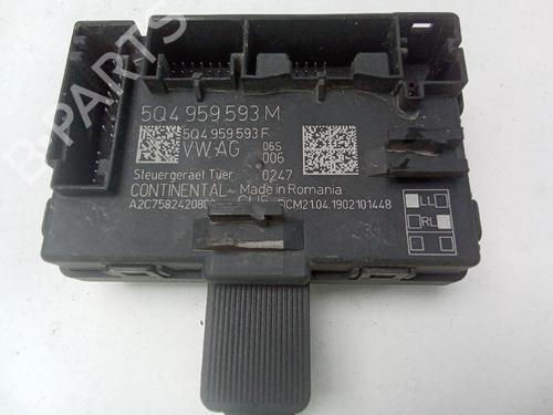 Used Comfort control module SEAT LEON (5F1) [2012-2021]  18590656