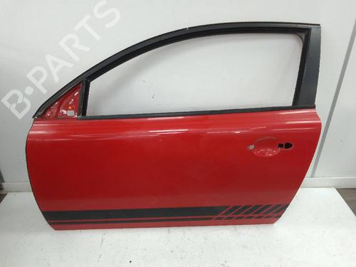 Used Left front door VOLVO C30 (533) D2 (115 hp) 19776696