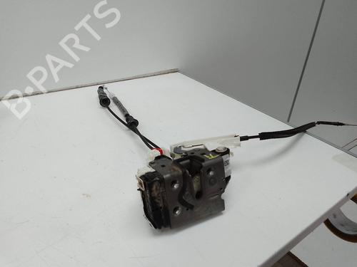 rear-left-lock-fiat-500x-334_-13-d-multijet-334axh1a-t520fl00-2014-18579021 main image