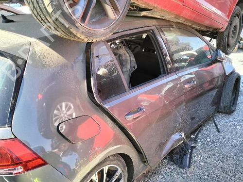 Used Right front door VW GOLF VII (5G1, BQ1, BE1, BE2) [2012-2021]  19643021