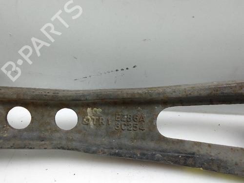 Used Right front suspension arm LAND ROVER RANGE ROVER SPORT II (L494) 3.0 SDV6 4x4 (292 hp) 18573599
