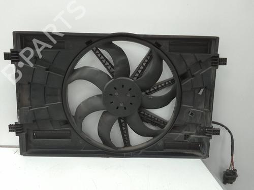 Used Radiator fan VW GOLF VII (5G1, BQ1, BE1, BE2) 1.0 TSI (86 hp) 26053984