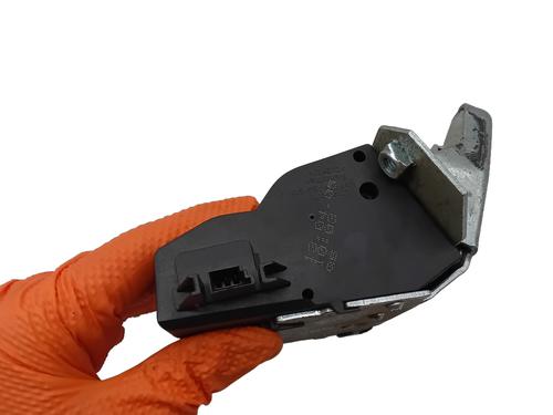 Tailgate lock MERCEDES-BENZ C-CLASS Coupe (CL203) C 180 Kompressor (203.746) | BP30195448C101