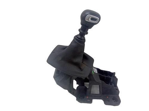 Used Gear lever Gear lever PEUGEOT 2008 II (UD_, US_, UY_, UJ_, UR_, UC_) 1.5 BlueHDI 110 (UDYHSK) (110 hp) 18582266 18582266