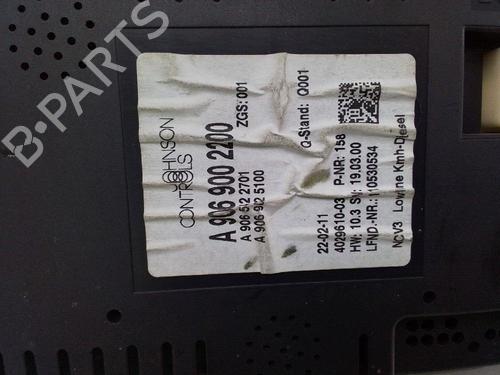 Used Instrument cluster MERCEDES-BENZ SPRINTER 3,5-t Van (B906) 310 CDI (906.631, 906.633, 906.635, 906.637) (95 hp) 18588569
