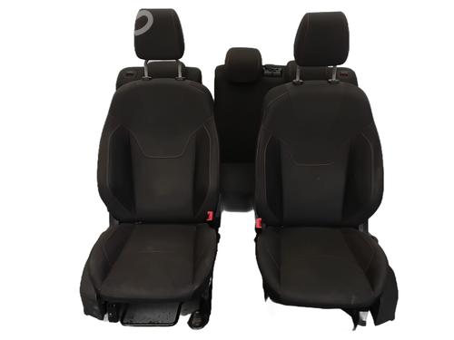 Używane Komplet foteli Komplet foteli FORD FOCUS III 1.6 Ti (125 hp) 35784671 35784671