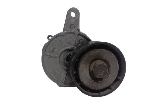 outra-vw-t-roc-a11-d11-2017-36110316 main image