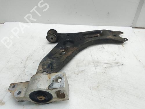 Used Right front suspension arm VW PASSAT B8 (3G2, CB2) 2.0 TDI (150 hp) 28148554