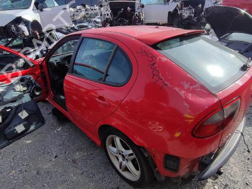 Used Interior roof light SEAT LEON (1M1) [1999-2006]  18575517