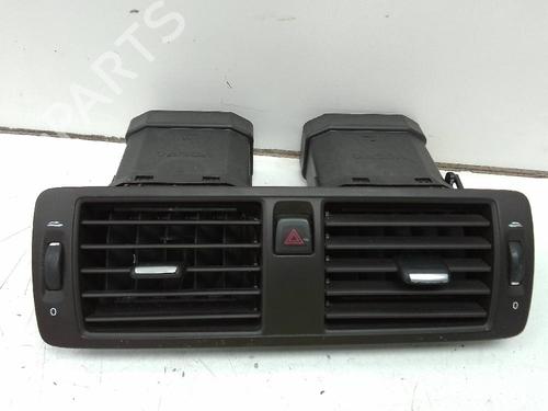Used Air vent VOLVO C30 (533) D2 (115 hp) 19776666