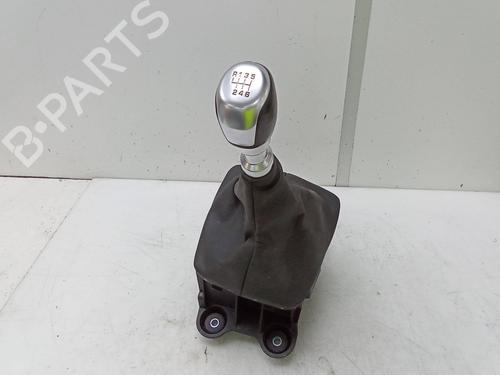 Used Gear lever Gear lever JAGUAR E-PACE (X540) 2.0 D150 AWD (150 hp) 19179318 19179318