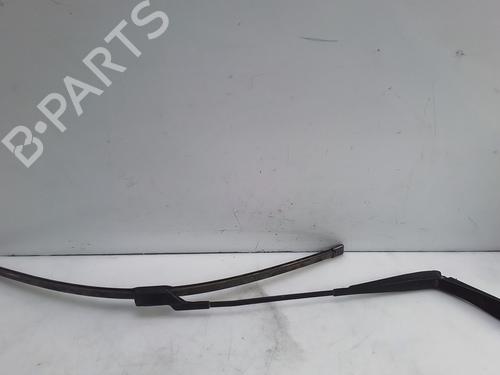 Used Front windshield wiper arm FORD FIESTA VII (HJ, HF) 1.1 Ti-VCT (86 hp) 28974754