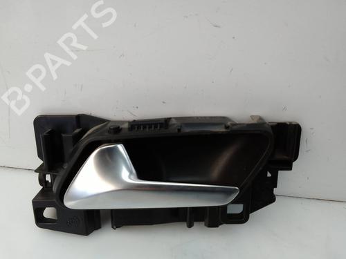 Used Front left interior door handle Front left interior door handle 22686913 22686913