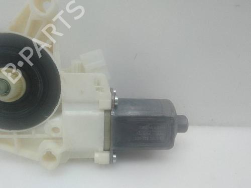 Used Left front window motor MERCEDES-BENZ V-CLASS (W447) V 250 CDI / d (447.811, 447.813, 447.815) (190 hp) 22777683