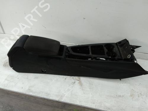 Used Middle console Middle console AUDI A4 B9 (8W2, 8WC) 35 TFSI Mild Hybrid (150 hp) 19030986 19030986