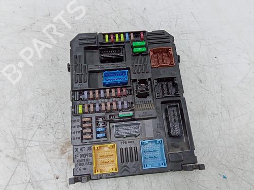 Used Fuse box Fuse box CITROËN BERLINGO (ER_, EC_) 1.5 BlueHDi 100 (102 hp) 18947884 18947884