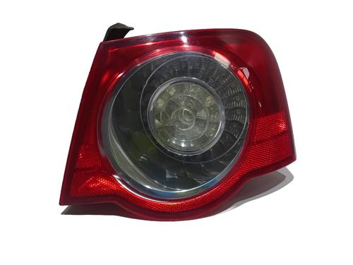 right-taillight-vw-passat-b6-3c2-2005-2006-2007-2008-2009-2010-2011-40180364 main image