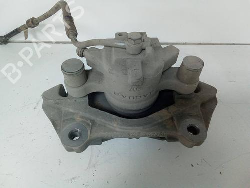 Right front brake caliper JAGUAR F-PACE (X761) 2.0 TD4 AWD | BP26158997M104
