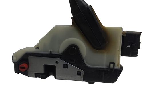 Rear left lock PEUGEOT 2008 I (CU_) 1.2 PureTech 82 | BP30527266C100