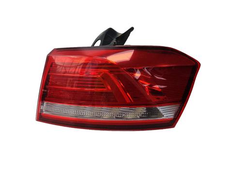 Right taillight VW PASSAT B8 Variant (3G5, CB5) 2.0 TDI 4motion | BP18947671C35 - Image 4