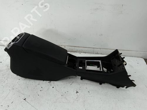 Used Middle console Middle console SKODA SUPERB III Estate (3V5) 2.0 TDI (150 hp) 18956916 18956916