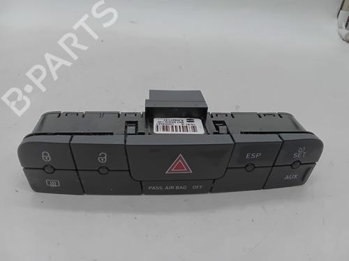 BP29396280I30 main image
