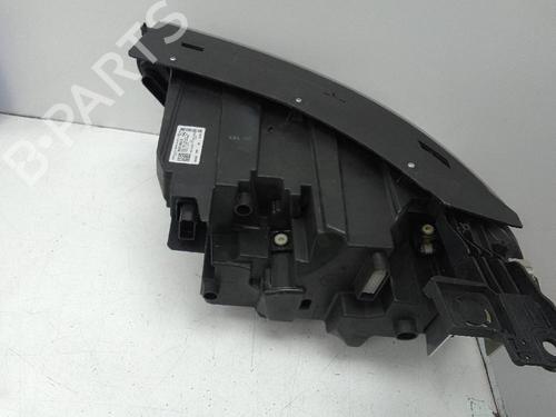 Right headlight BMW X3 (E83) 2.0 sd | BP26285555C29 