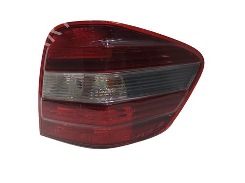 Right taillight MERCEDES-BENZ M-CLASS (W164) ML 350 CDI 4-matic (164.122) | BP30410160C35