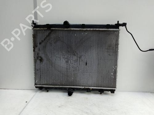 Used Water radiator Water radiator 20932465 20932465
