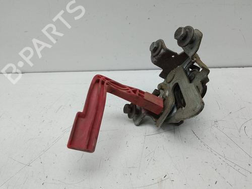 hood-lock-fiat-500l-351_-352_-2012-28149811 main image