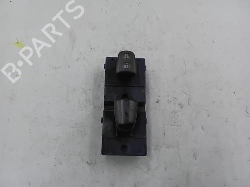 Used Left front window switch NISSAN JUKE (F15) 1.5 dCi (110 hp) 29129172