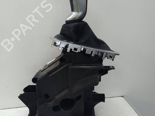 Used Gear lever Gear lever DS DS 5 (KF_) 2.0 BlueHDi 180 (180 hp) 19171846 19171846