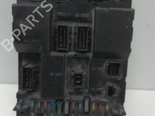 Used Fuse box Fuse box 22344224 22344224