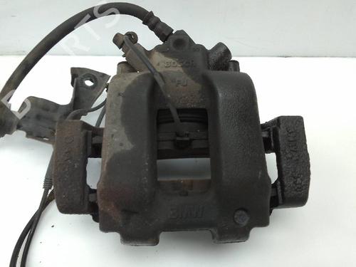 Used Left front brake caliper BMW 4 Coupe (F32, F82) 430 d xDrive (258 hp) 23032608