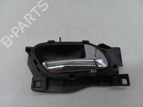 Used Front right interior door handle PEUGEOT 407 (6D_) 2.0 HDi 135 (6DRHRH, 6DRHRE, 6DRHRG, 6DRHRJ) (136 hp) 30380237