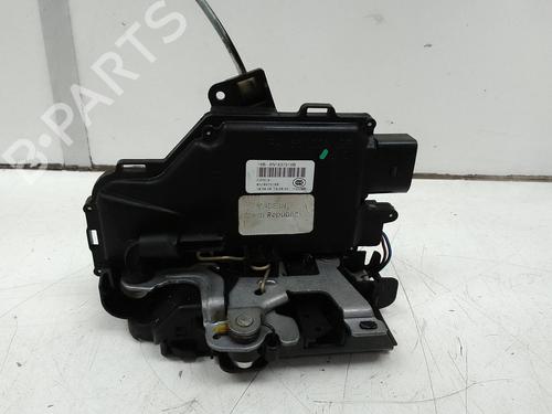 front-right-lock-porsche-boxster-986-8n1837016b-1996-1997-1998-1999-2000-2001-2002-2003-2004-19505684 main image
