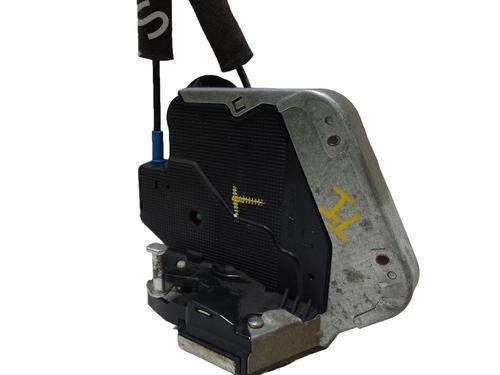 Venstre bagtil lås LEXUS RX (_U3_) 300 (MCU35_, MCU35R) (204 hp) 33040694