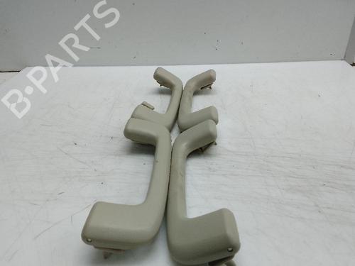 Used Interior roof handle MITSUBISHI OUTLANDER III (GG_W, GF_W, ZJ, ZL, ZK) Plug-in Hybrid (GG2W) (200 hp) 18576178