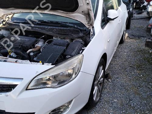Used Windscreen washer tank OPEL ASTRA J (P10) 1.7 CDTI (68) (110 hp) 20694211