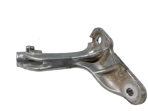 Used Engine mount RENAULT CLIO V (B7_) 1.5 Blue dCi 115 (B7AD) (116 hp) 32517470